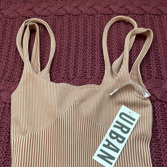 Urban outfitters body suit - Picture 4 of 5